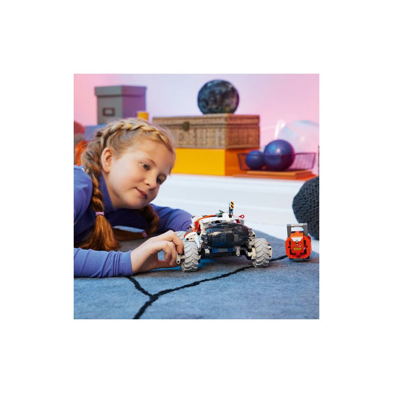 רכב שטח חלל LT78 למטען 42178