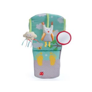 פעלולון מוזיקלי שחק ובעט