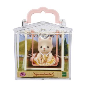 תינוק חתול על נדנדה בתיק נשיאה